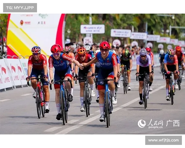女子冲刺赛技巧分享 提升速度与爆发力的关键训练经验